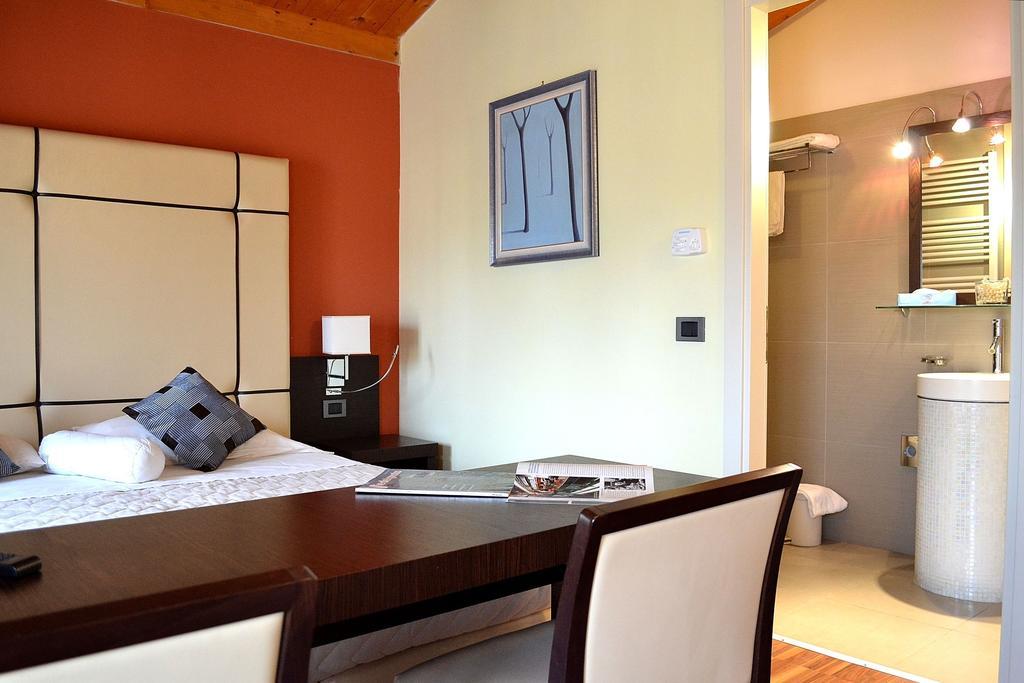 Albergo Minuetto Адрия Екстериор снимка