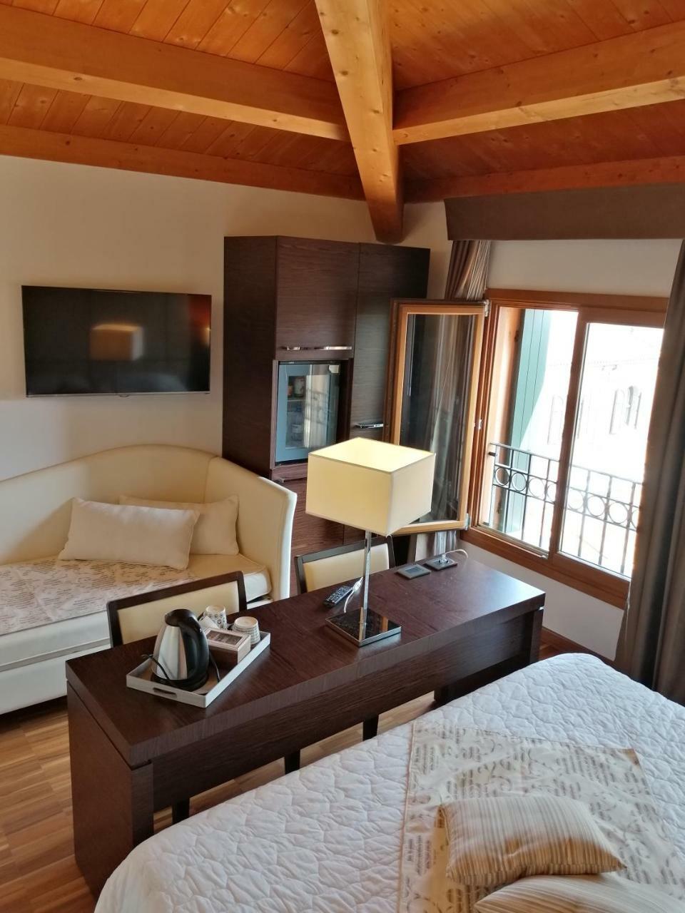 Albergo Minuetto Адрия Екстериор снимка